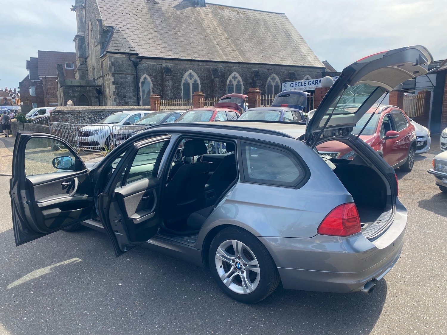 [ berth ]BMW 3 Series