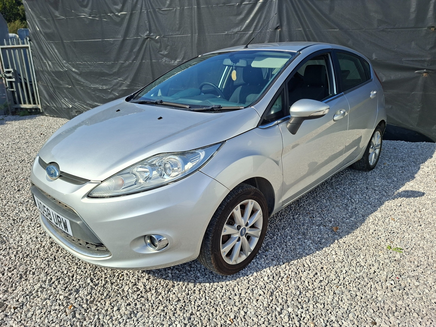 [ berth ]Ford Fiesta