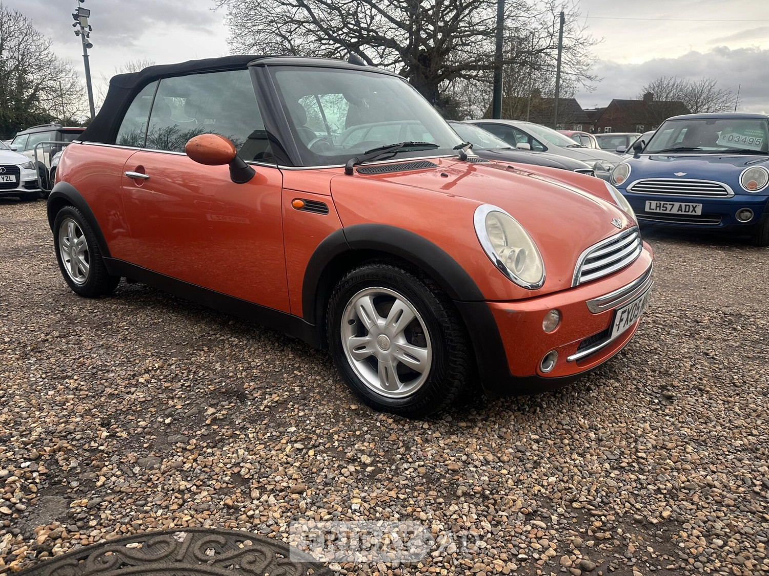 Mini Convertible 2005 - Cars