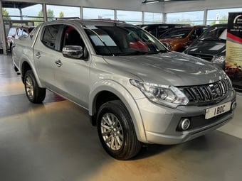 Mitsubishi L200 2016