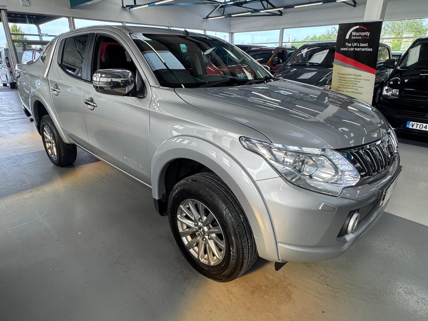 Mitsubishi L200 2016 - Vans & Commercial Vehicles