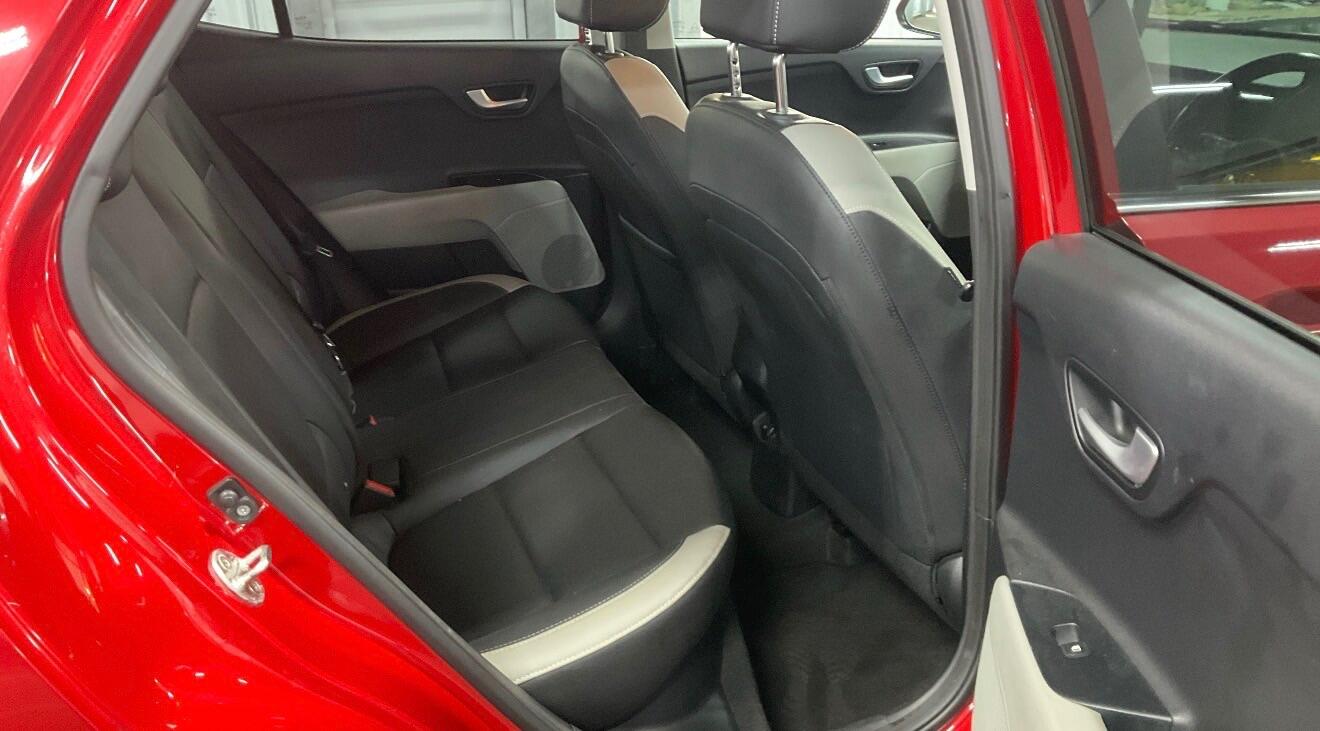 Kia Stonic 2019 - Cars