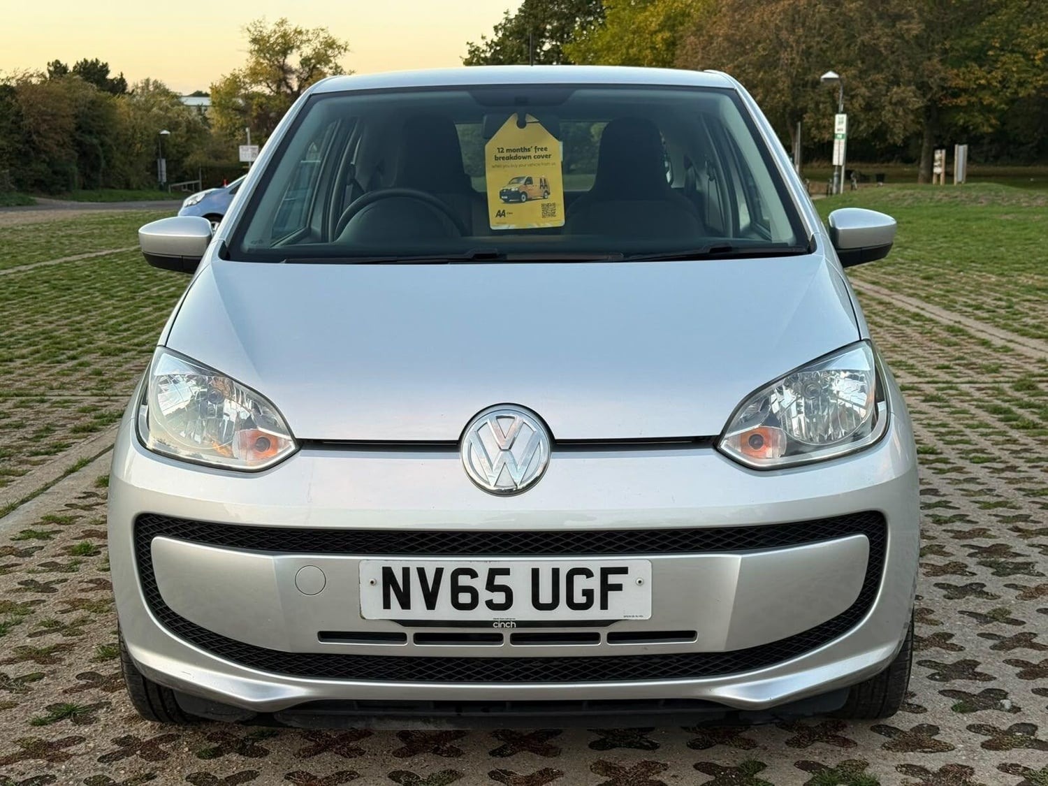 [ berth ]Volkswagen Up