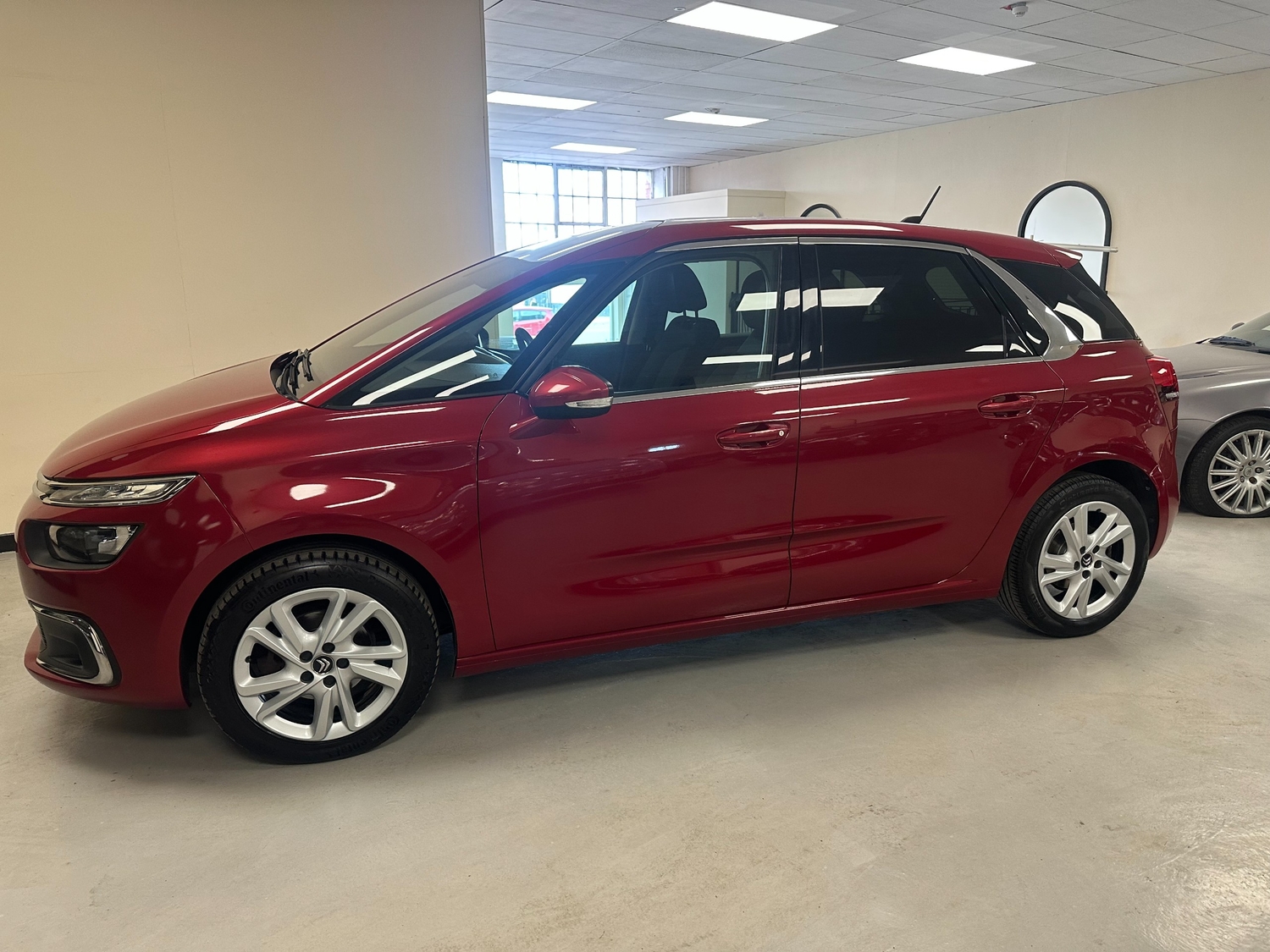 [ berth ]Citroen C4