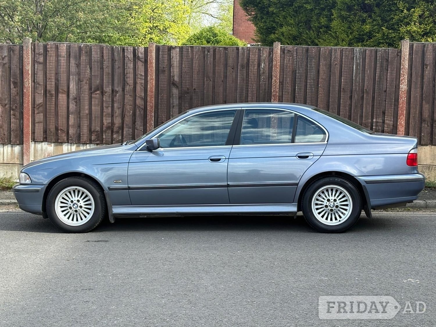 BMW 5 Series 2000 - Cars