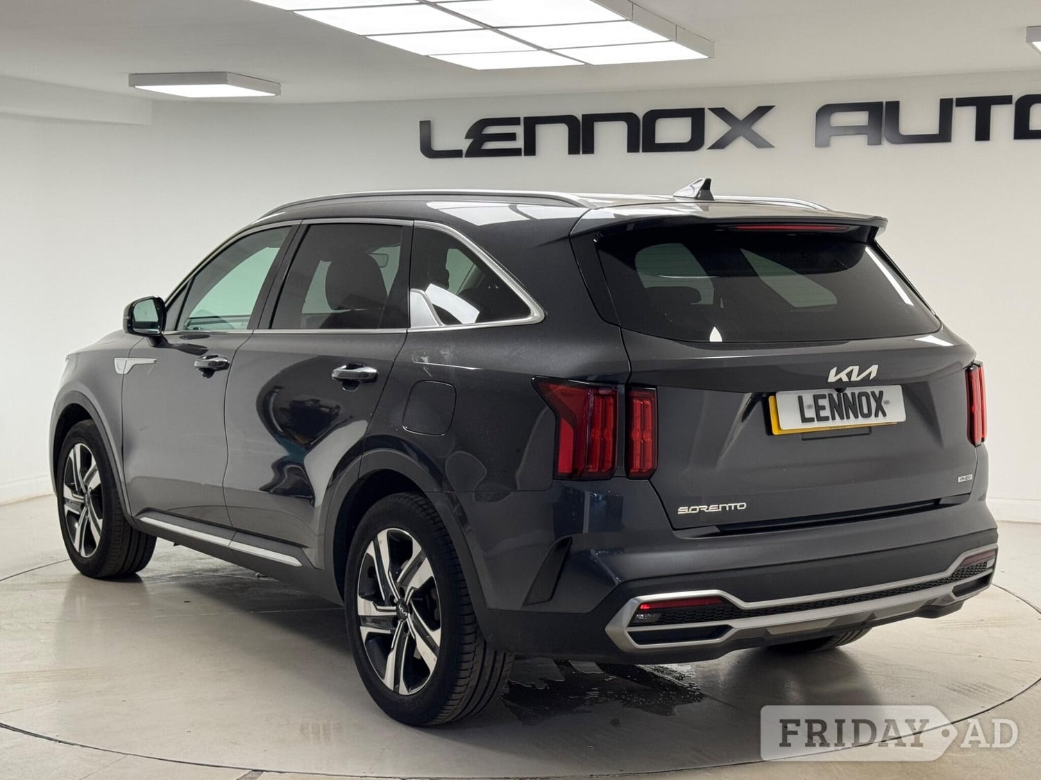 Kia Sorento 2023 - Cars in Brent