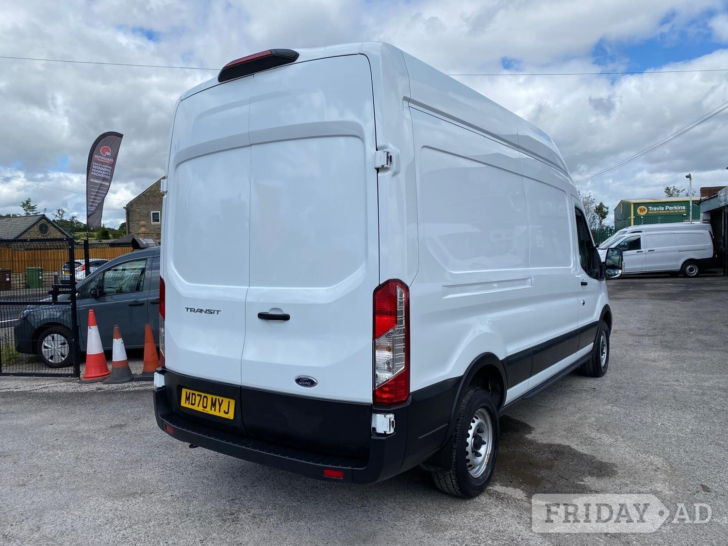 [ berth ]Ford Transit