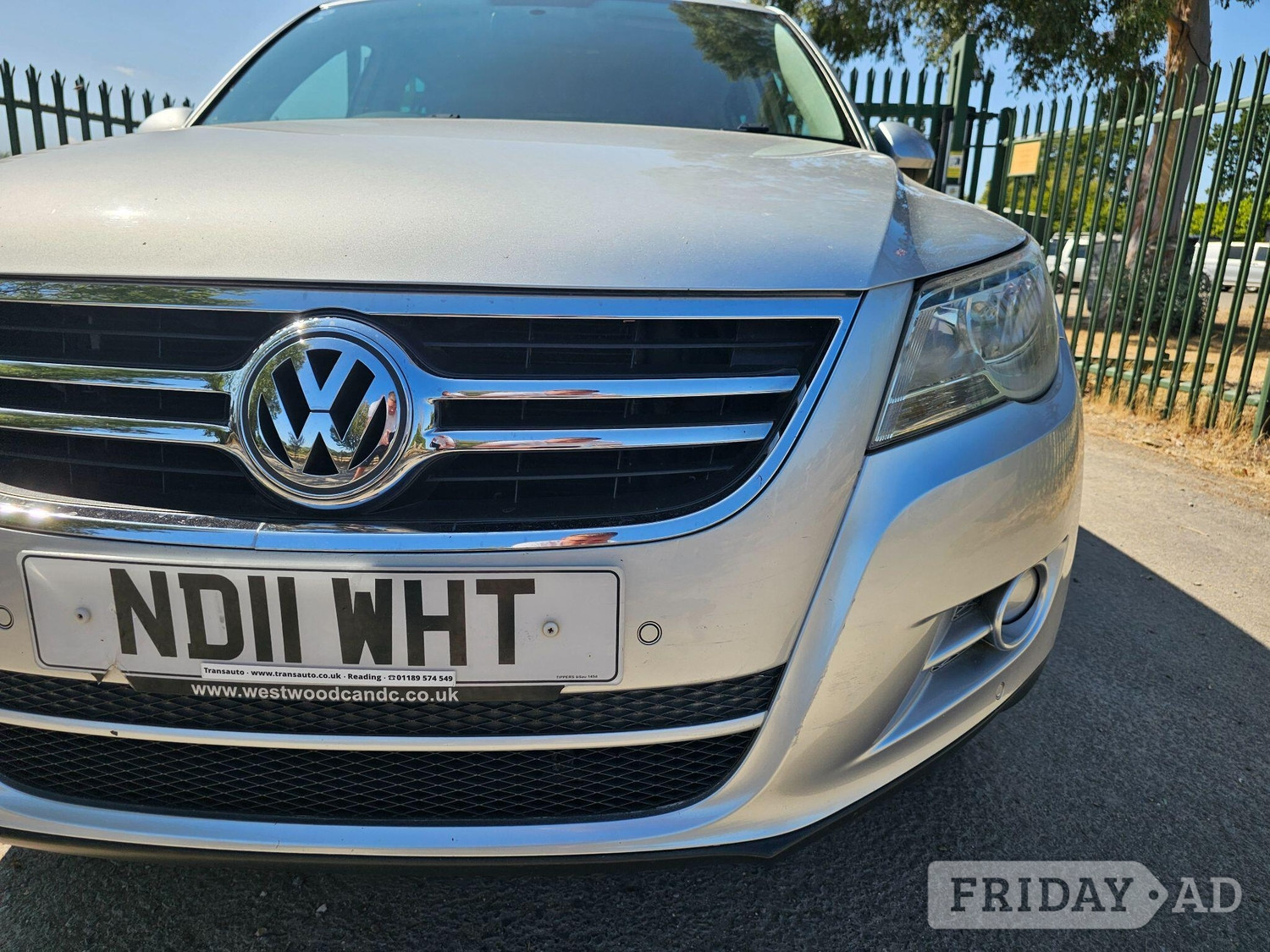Volkswagen Tiguan 2011 - Cars