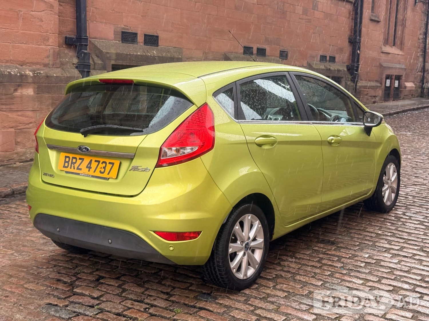 Ford Fiesta 2010 - Cars