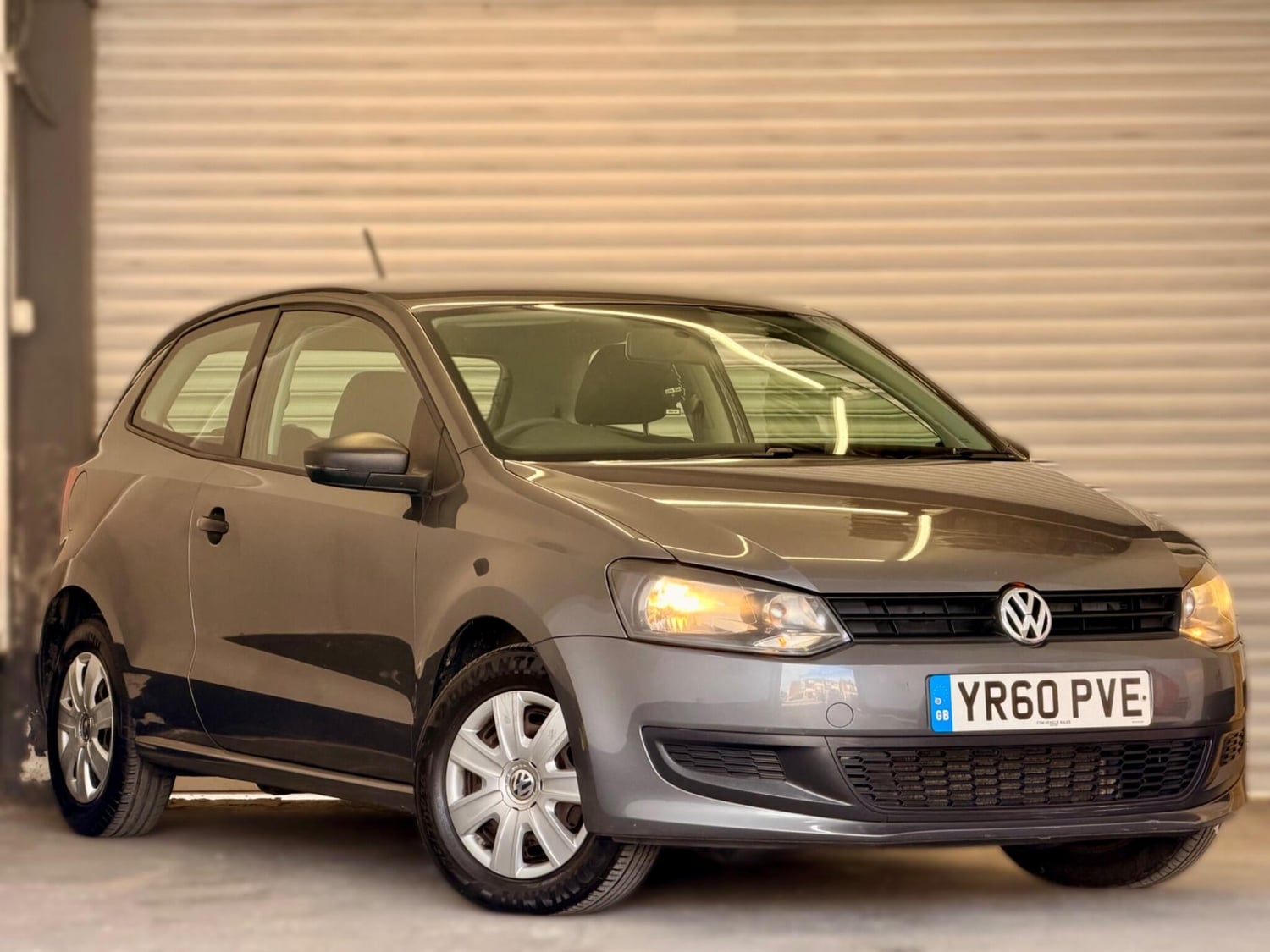 Volkswagen Polo 2010 - Cars in Hounslow
