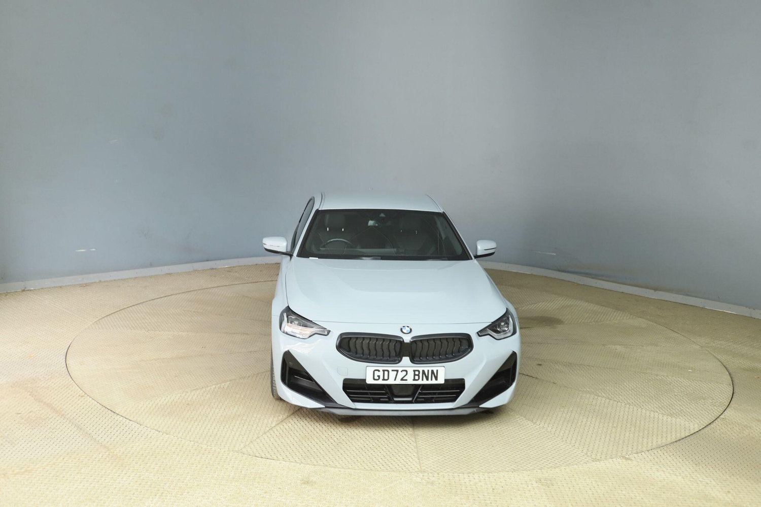 [ berth ]BMW 2 Series