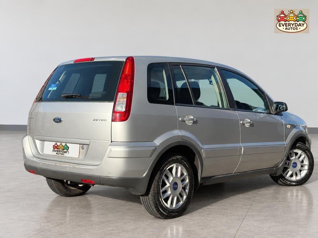 Ford Fusion 2006 - Cars