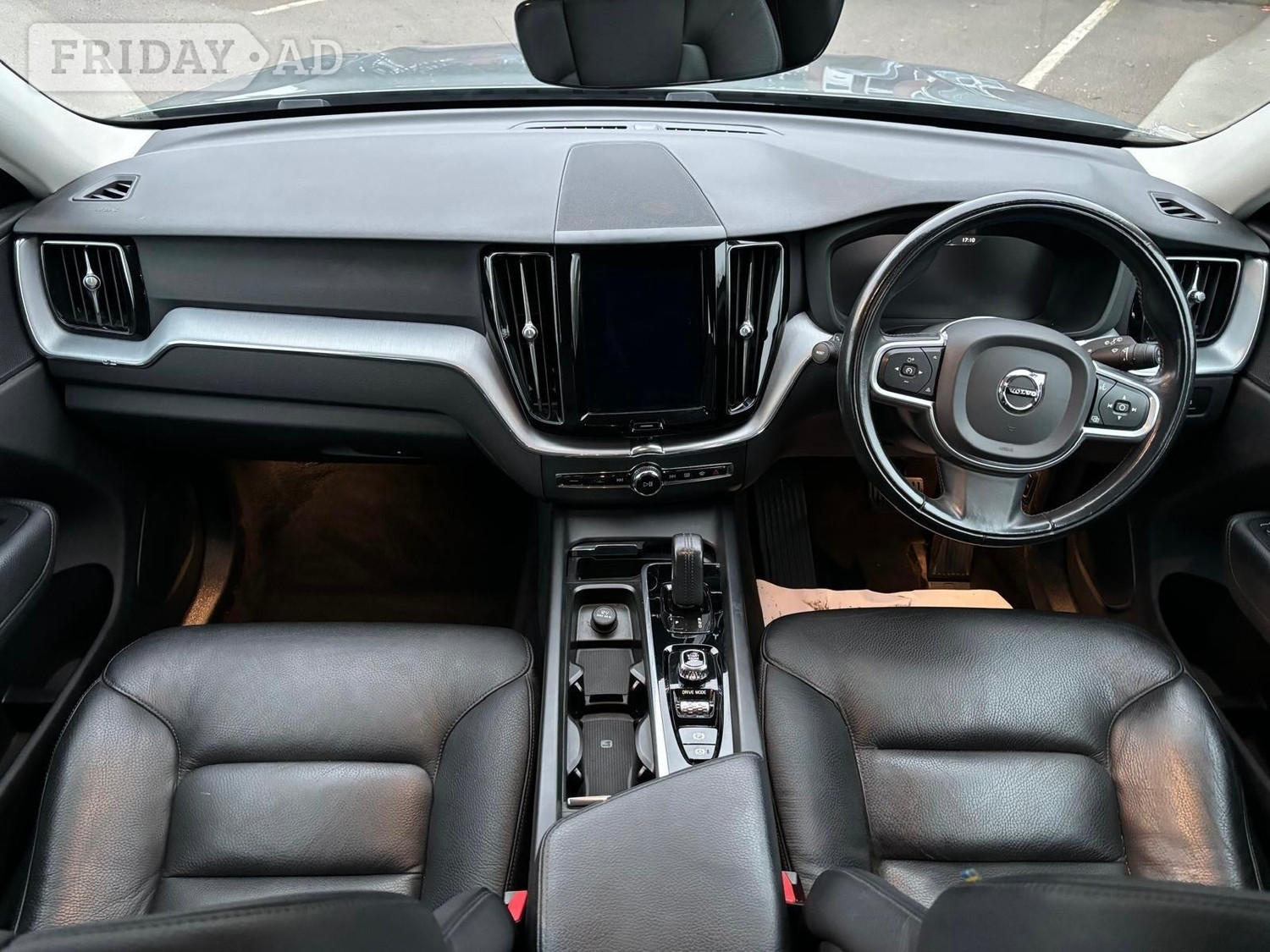 Volvo XC60 2020 - Cars
