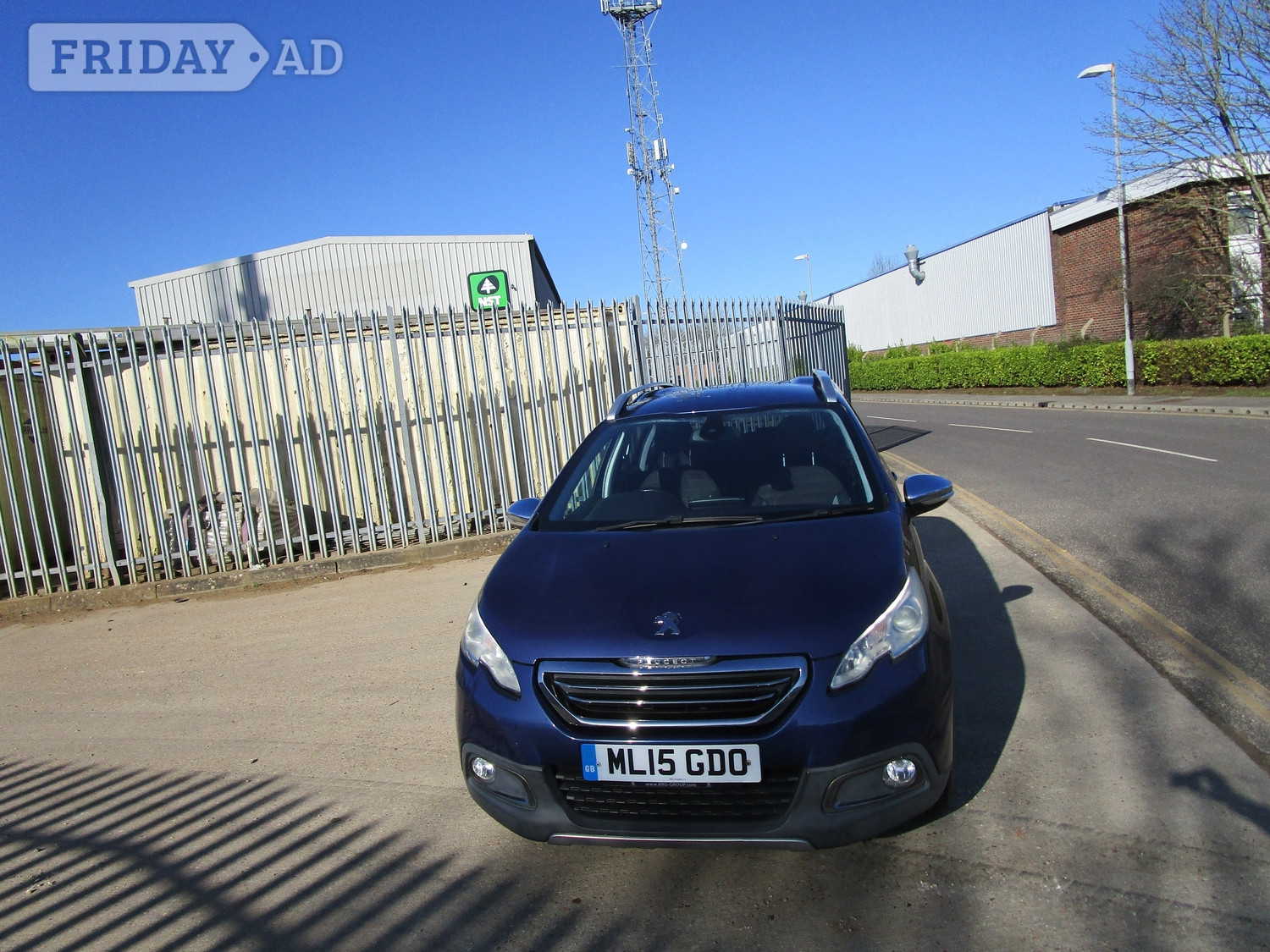 Peugeot 2008 2015 - Cars
