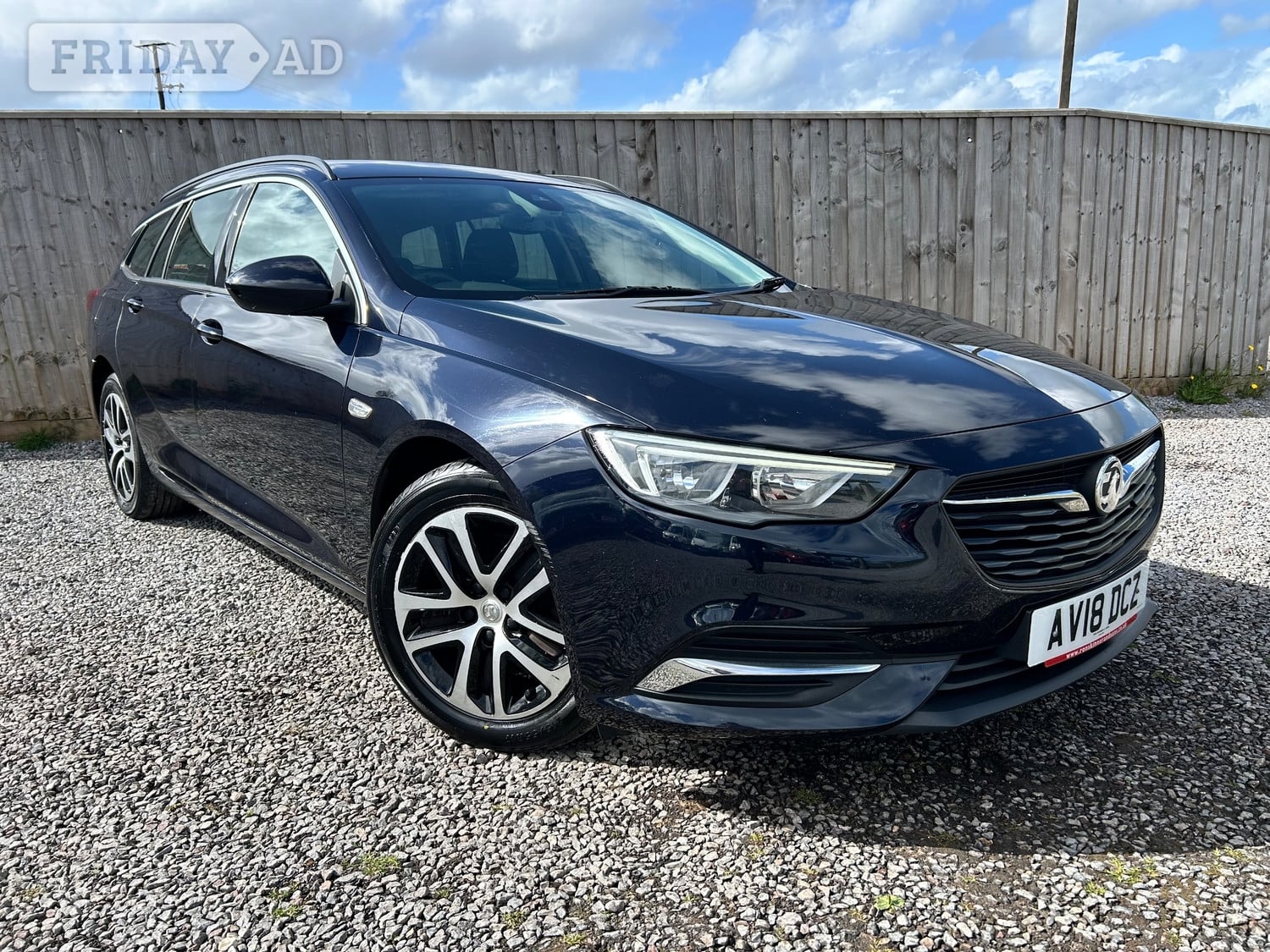 [ berth ]Vauxhall Insignia