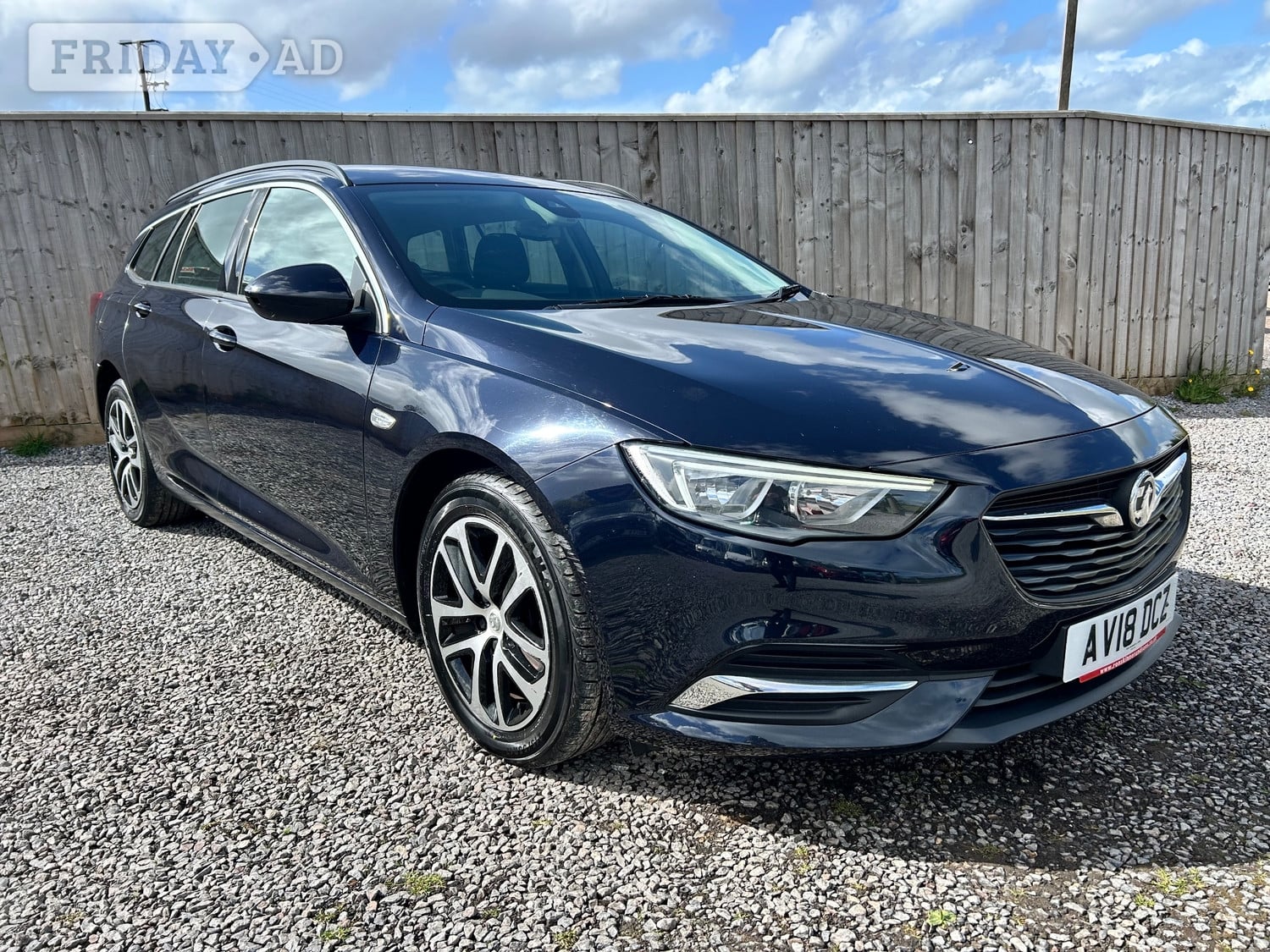Vauxhall Insignia 2018 - Cars in Exeter