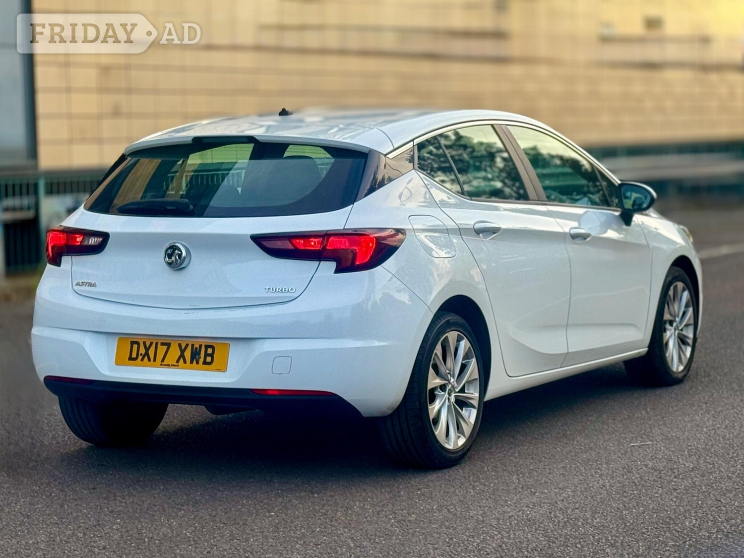 [ berth ]Vauxhall Astra