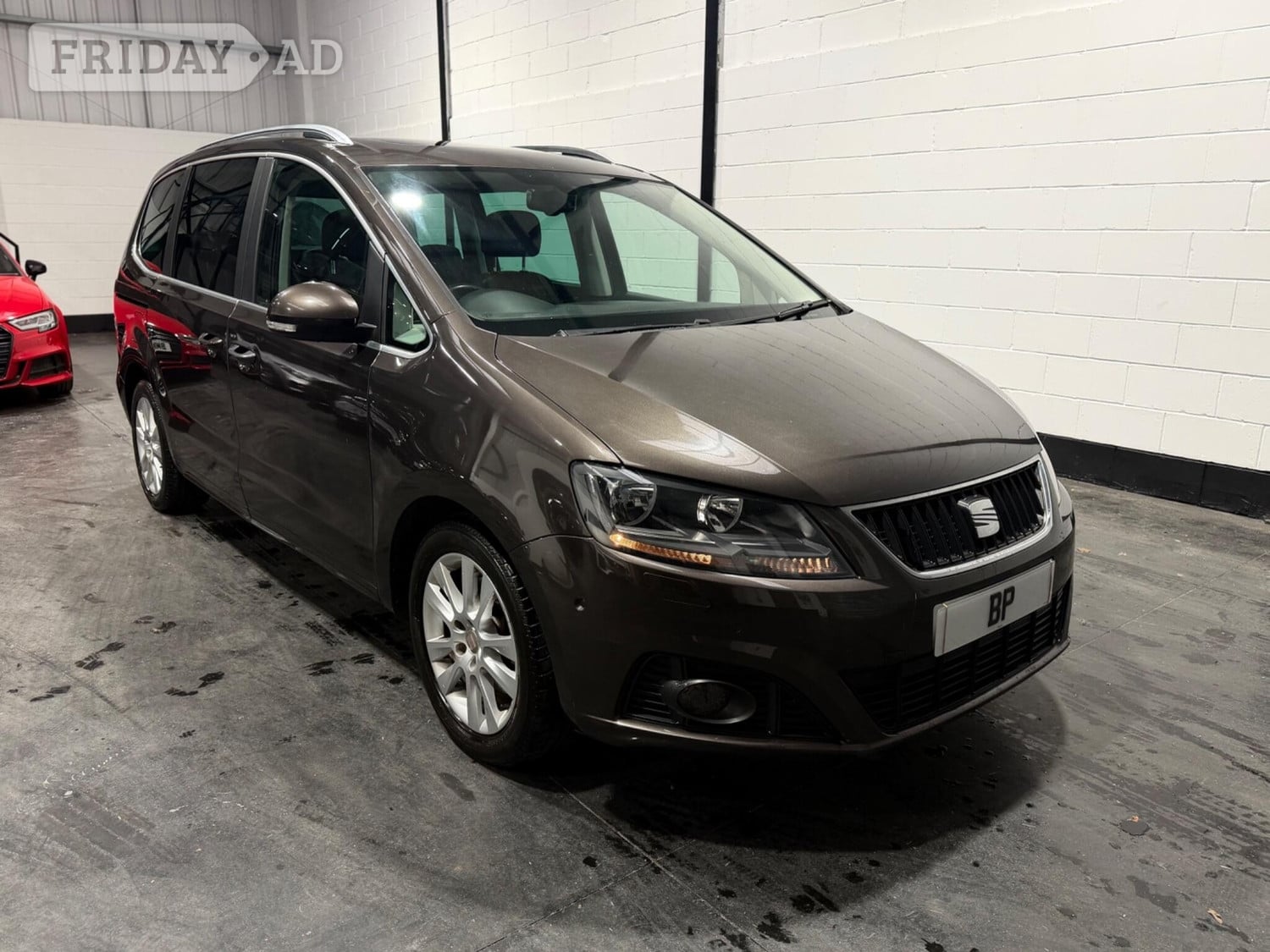 SEAT Alhambra 2015 in Bradford