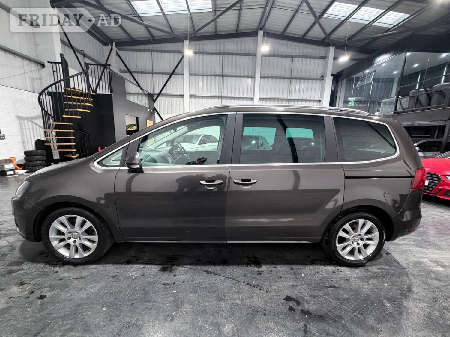 [ berth ]SEAT Alhambra