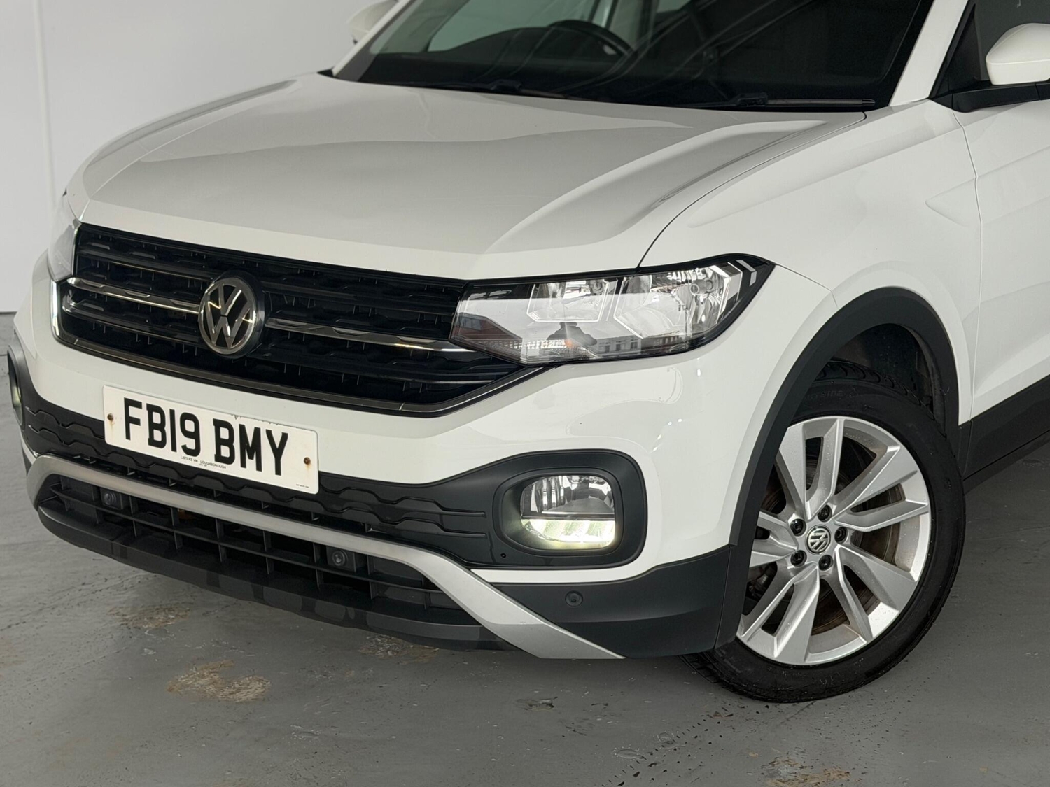 Volkswagen T-Cross 2019 - Cars in Manchester