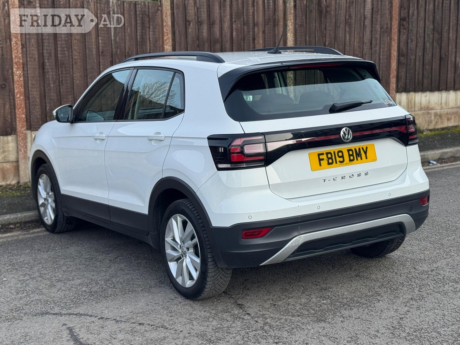 Volkswagen T-Cross 2019 - Cars