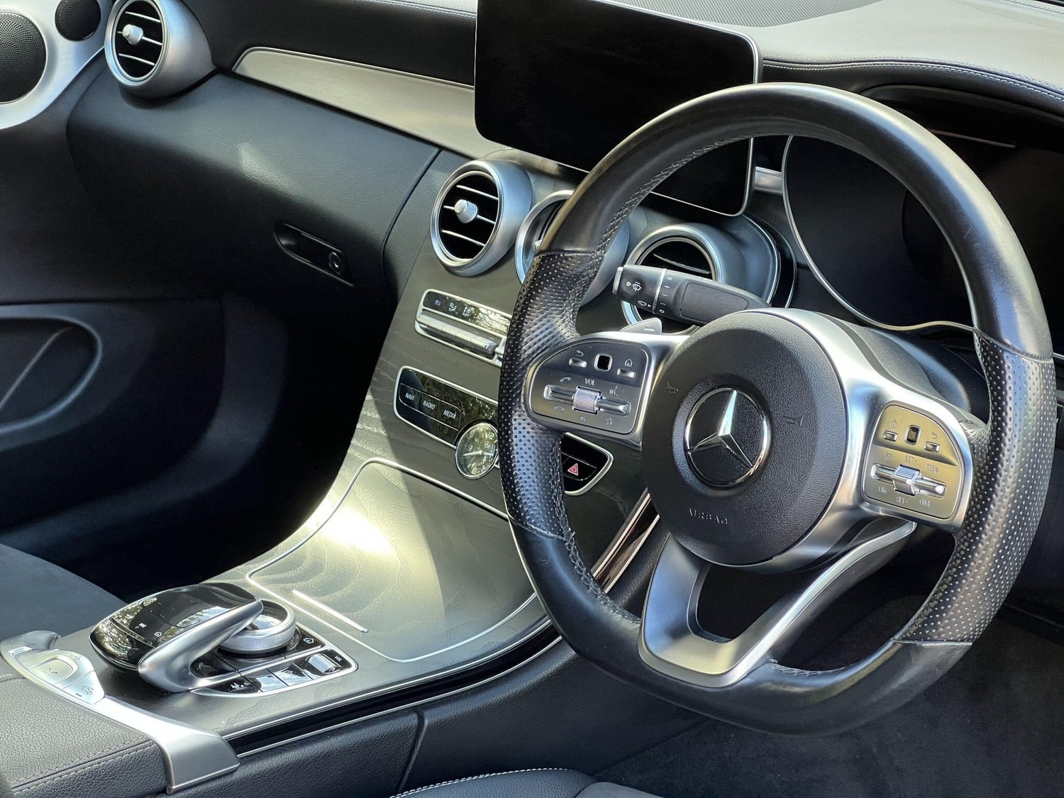 [ berth ]Mercedes-Benz C Class