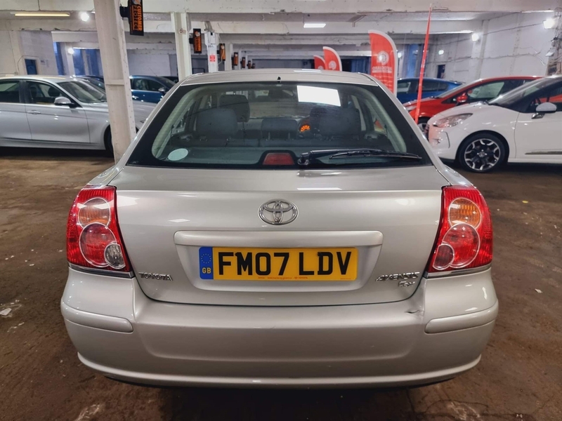 Toyota Avensis 2007 - Cars