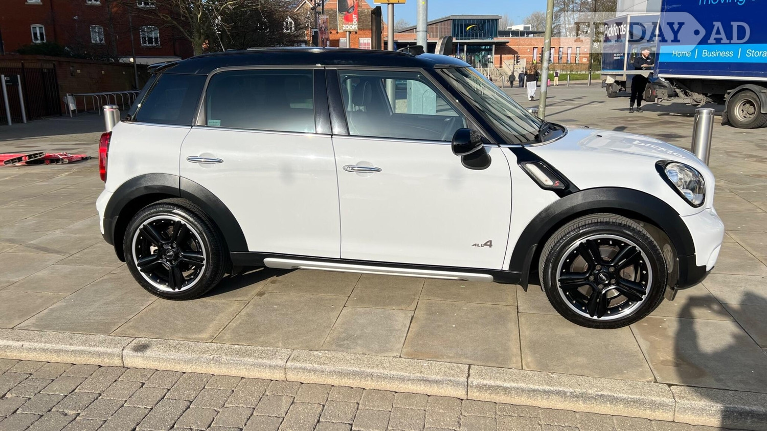 [ berth ]Mini Countryman