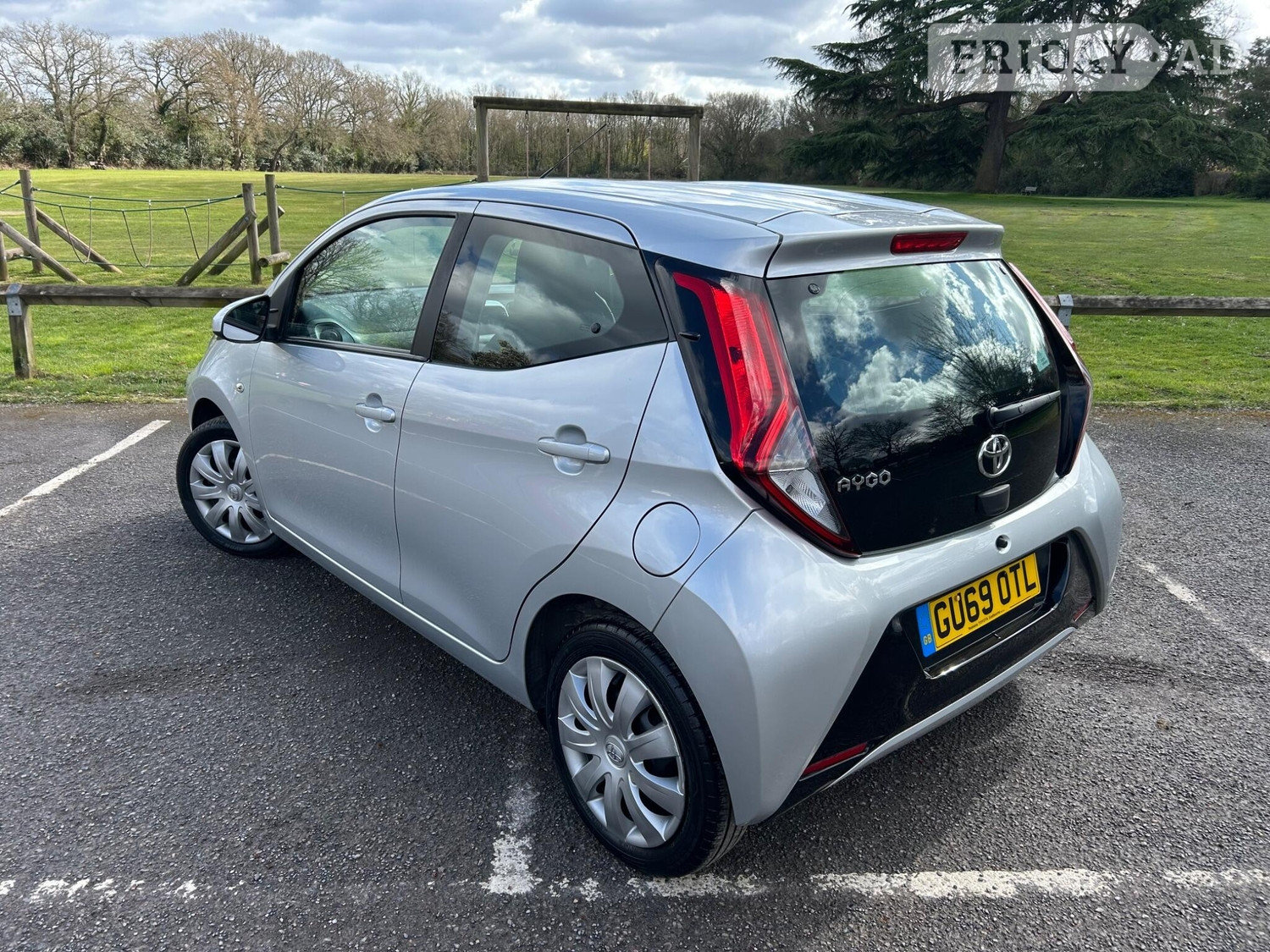 Toyota Aygo 2019 - Cars in Chertsey