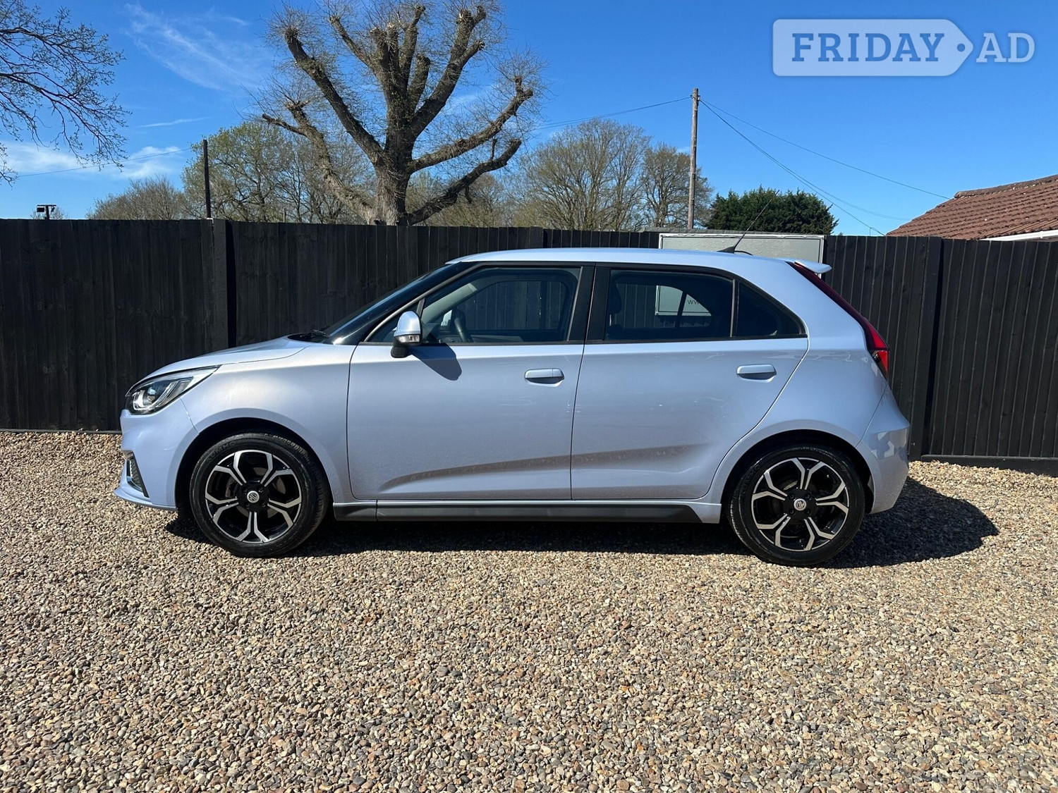 [ berth ]MG MG3