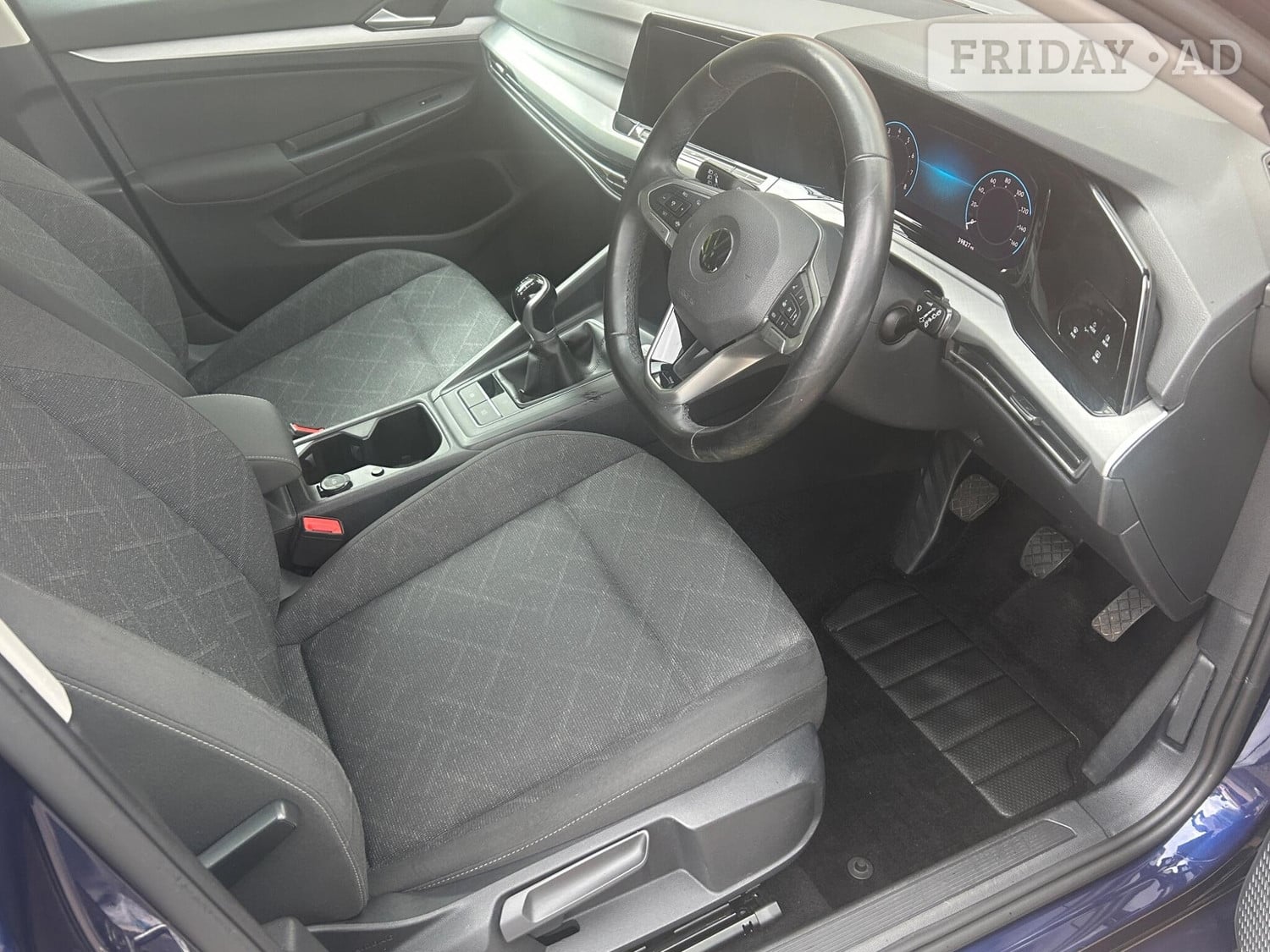 [ berth ]Volkswagen Golf