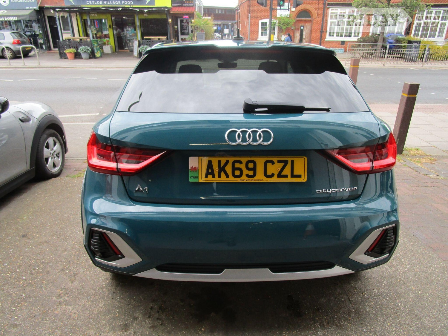 [ berth ]Audi A1