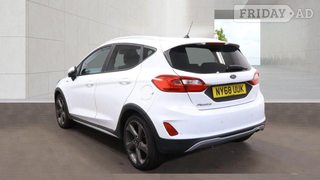 [ berth ]Ford Fiesta