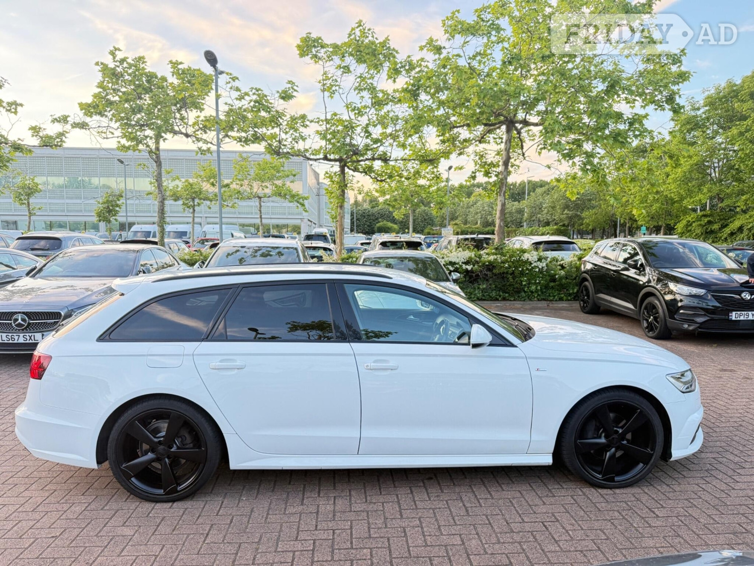 [ berth ]Audi A6 Avant