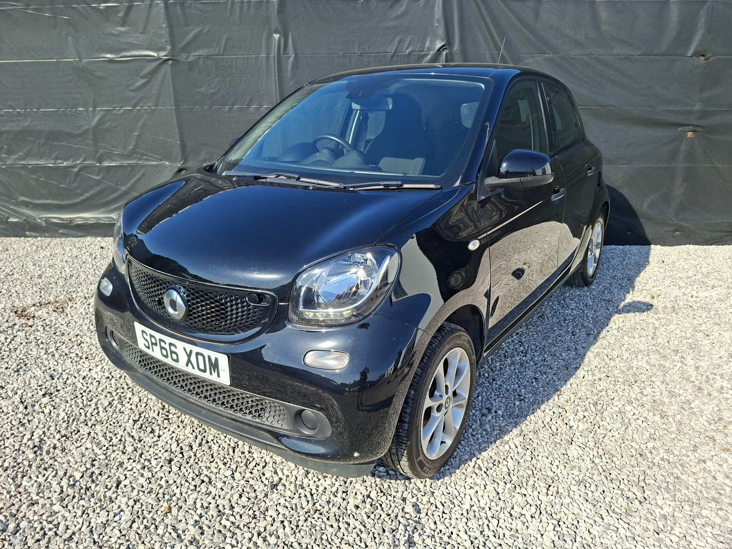 Smart ForFour 2016 - Cars in Pontefract
