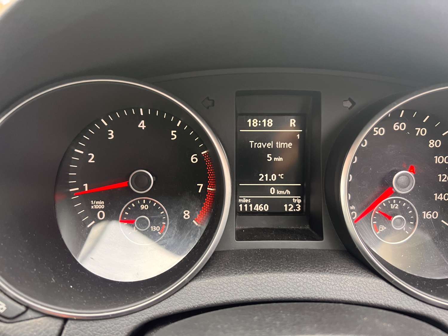 Volkswagen Golf 2011 - Cars