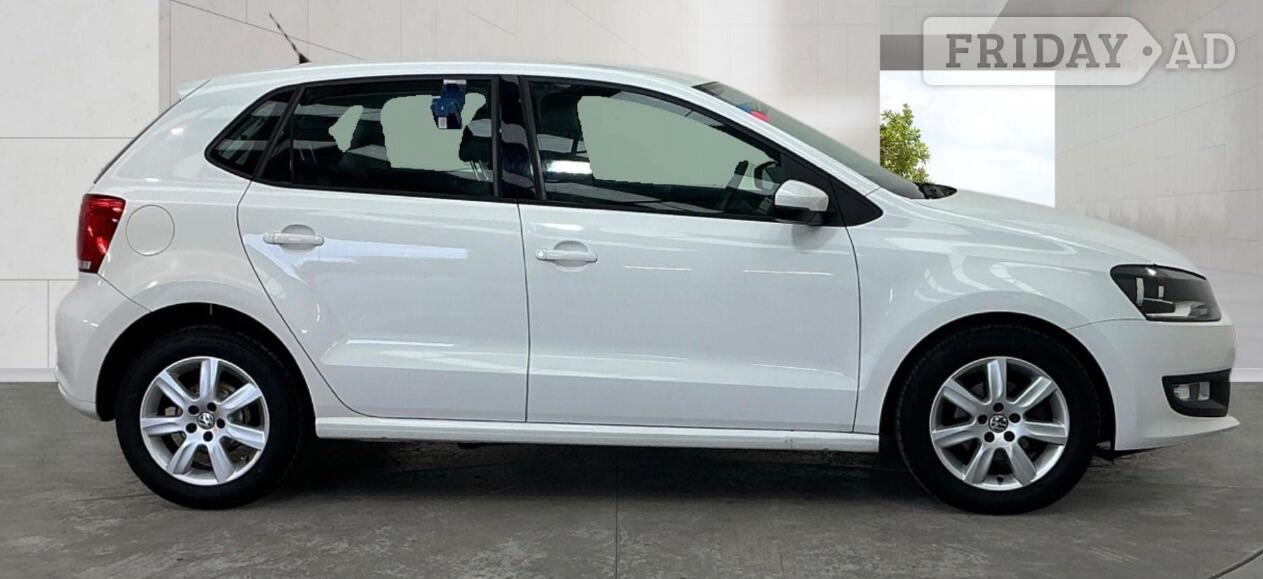 Volkswagen Polo 2011 - Cars