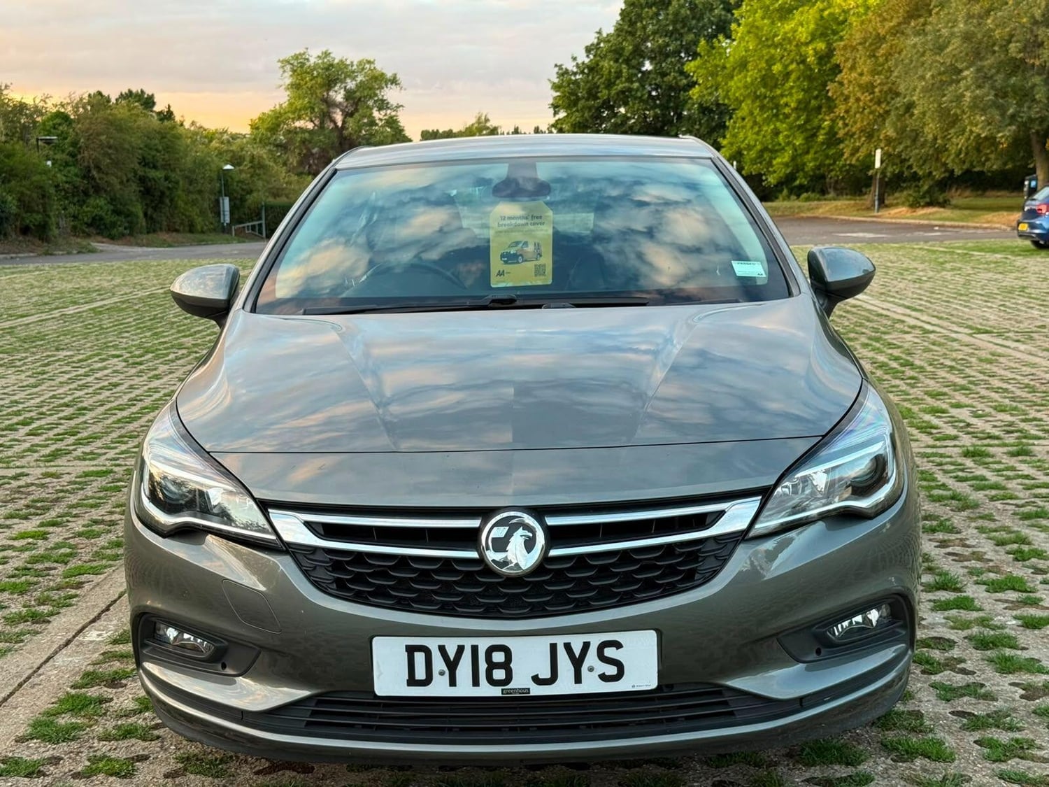 [ berth ]Vauxhall Astra