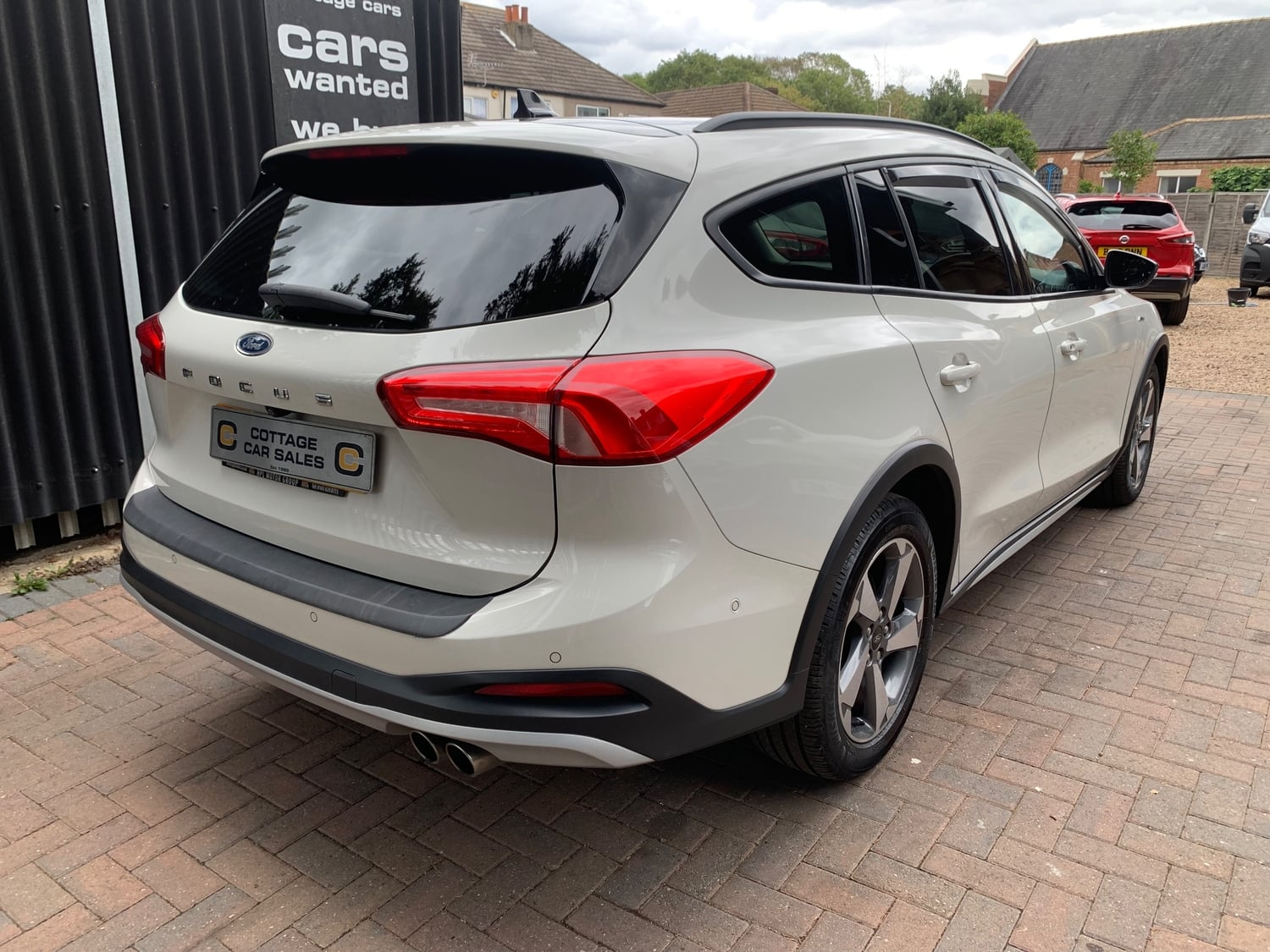 Ford Focus 2019 - Cars in Hayes
