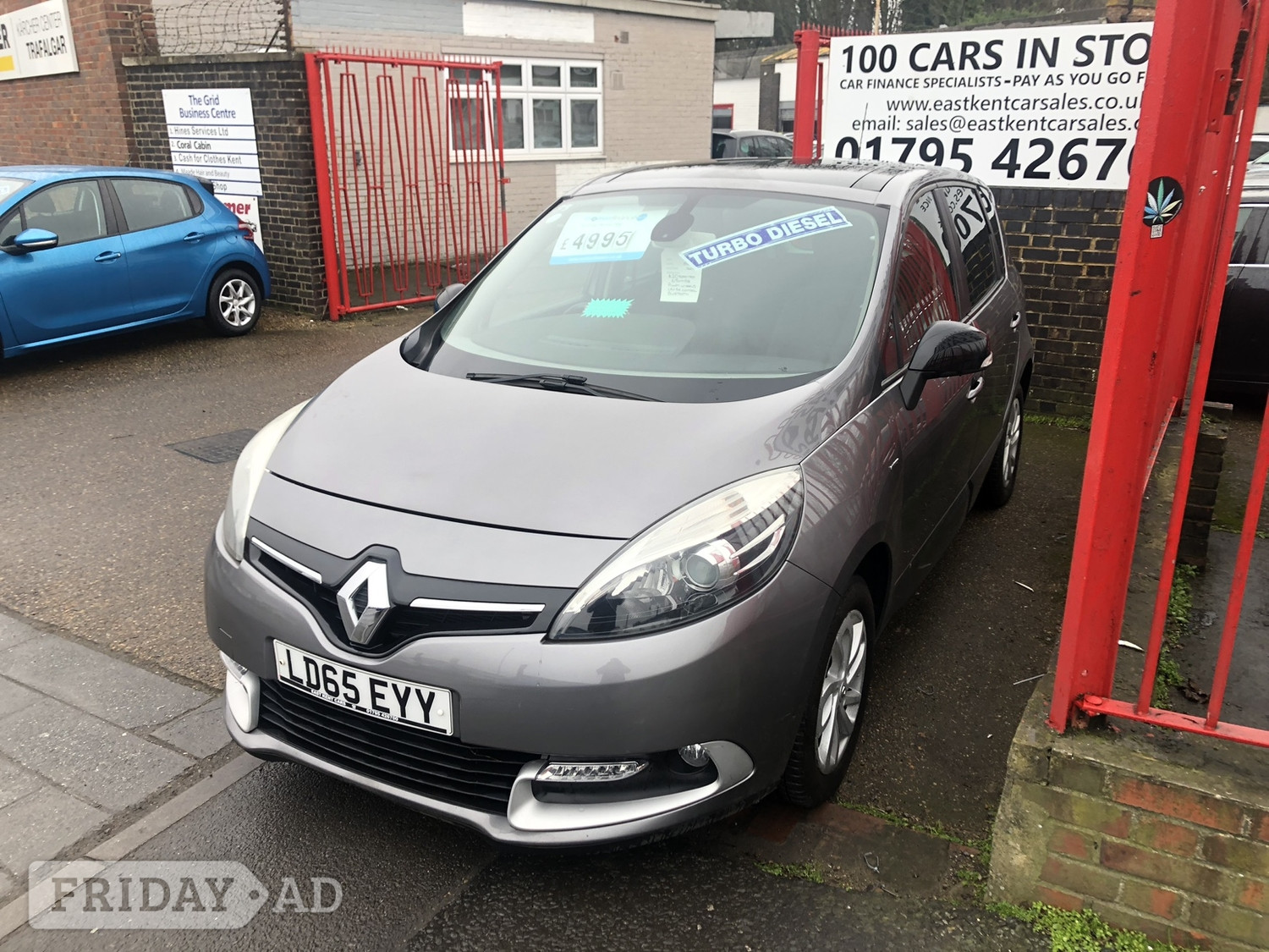 [ berth ]Renault Scenic