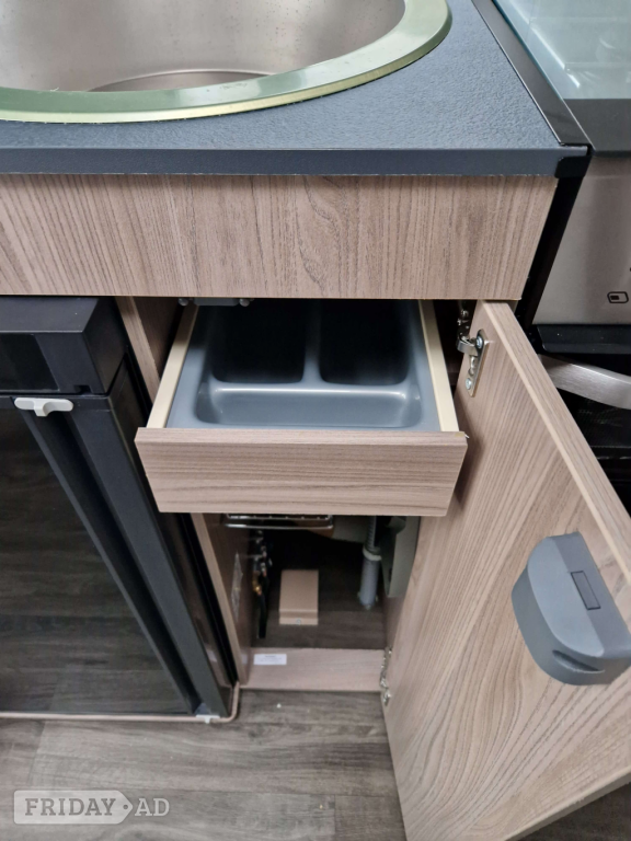 Swift Sprite Grande Quattro EB Highbridge