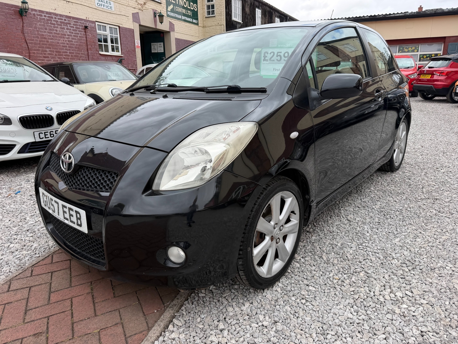 [ berth ]Toyota Yaris