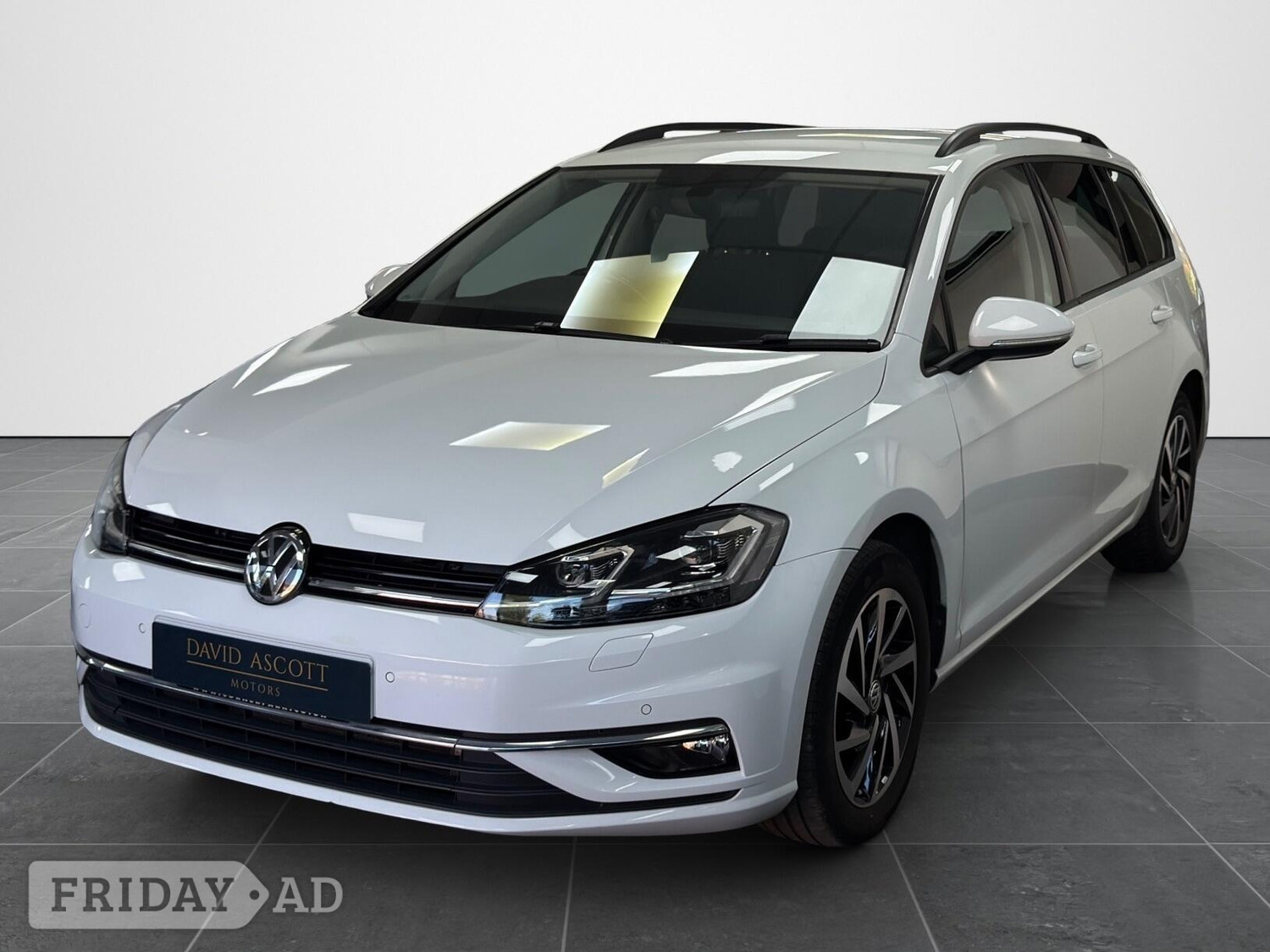 Volkswagen Golf 2020 - Cars in Ealing