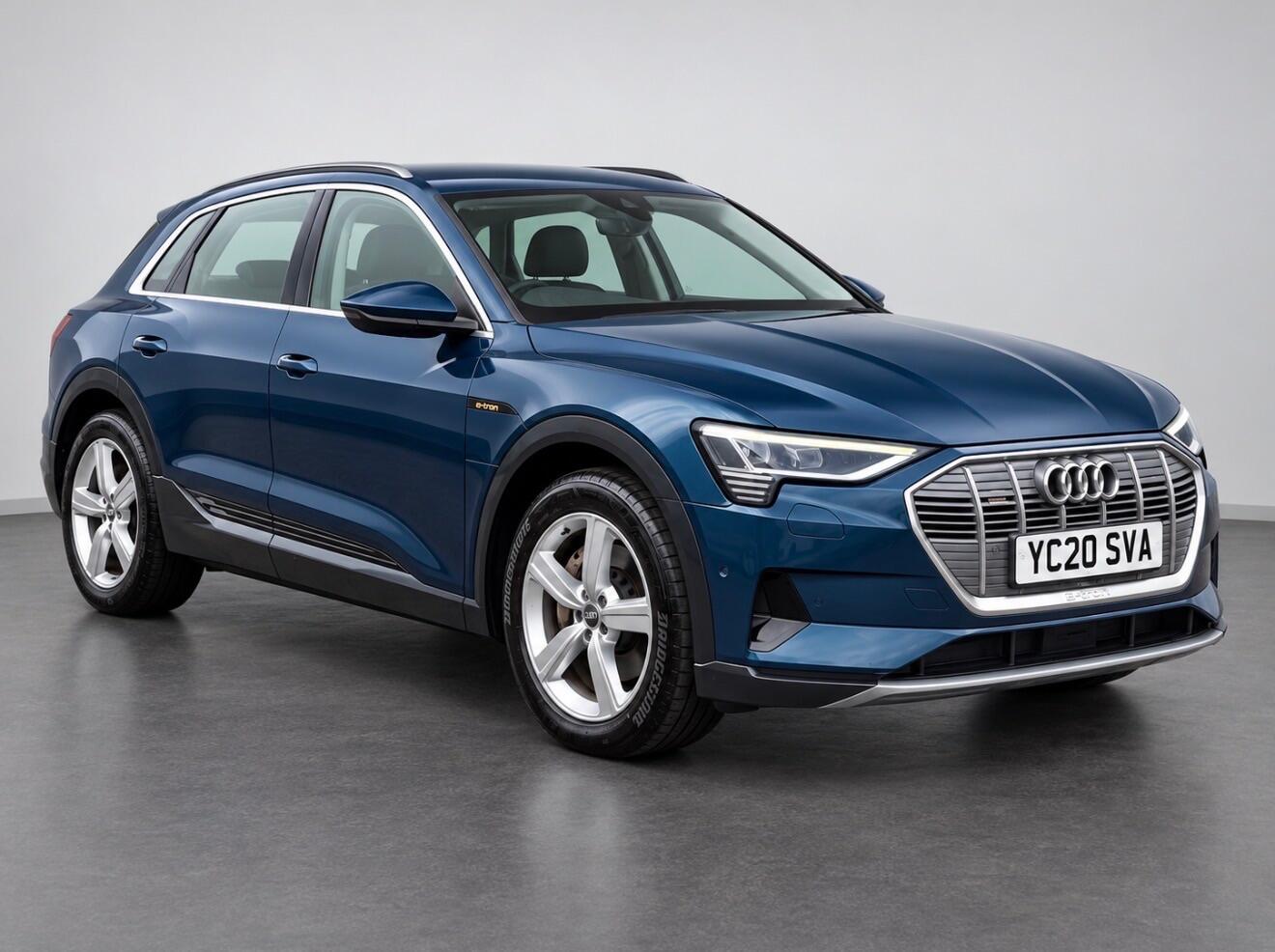 [ berth ]Audi e-tron