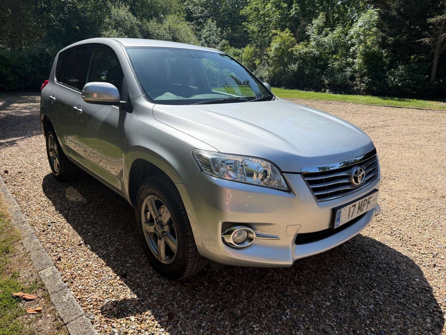 Toyota RAV4 Leatherhead
