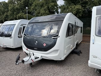 Swift Challenger Hi-Style 635 2023