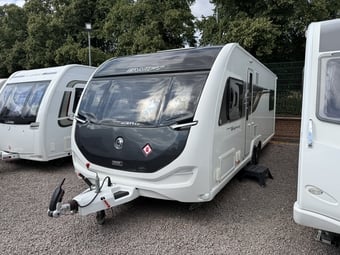 Swift Challenger Hi-Style 635 2023