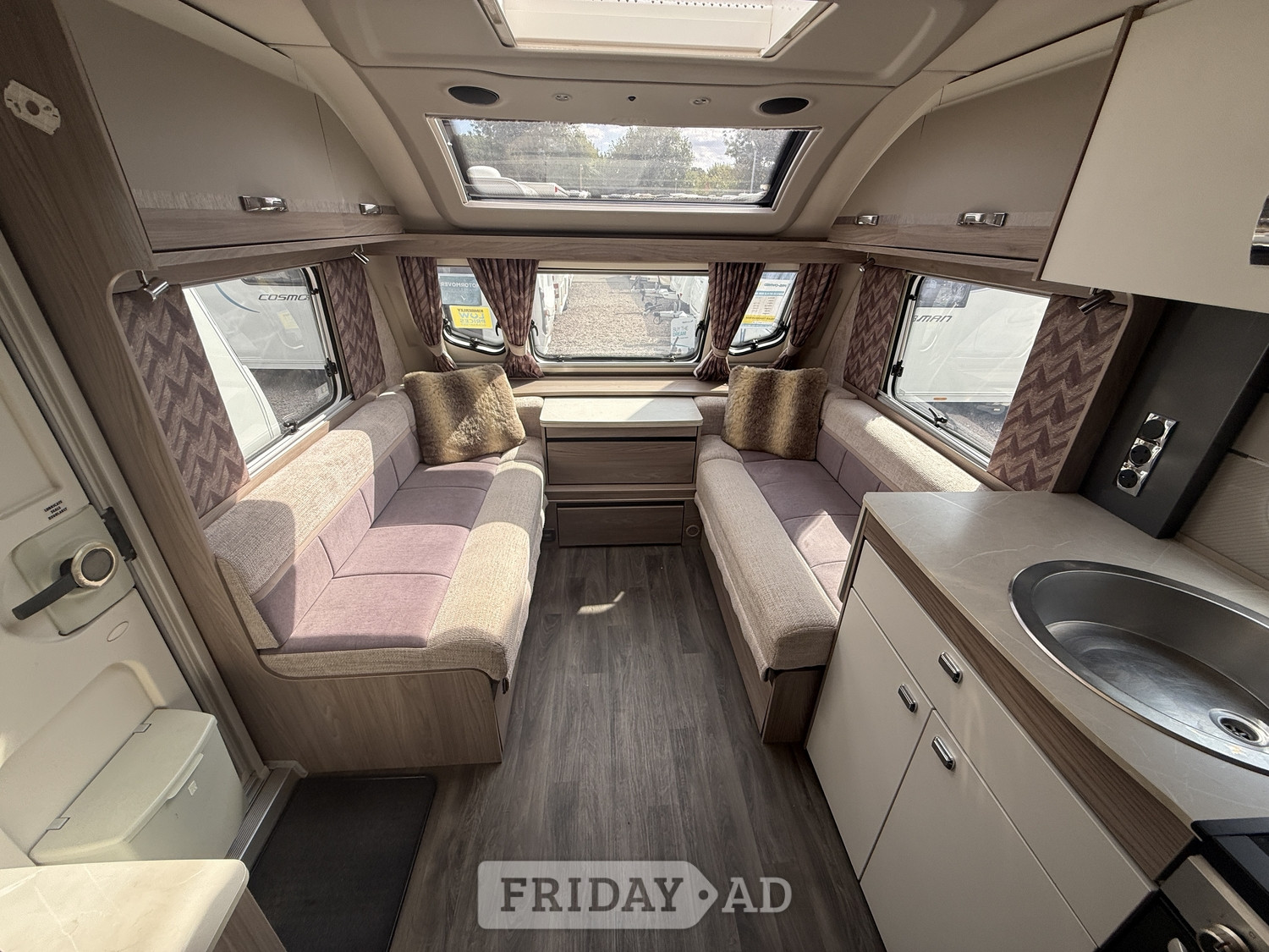 [4 berth ]Swift Challenger Hi-Style 635