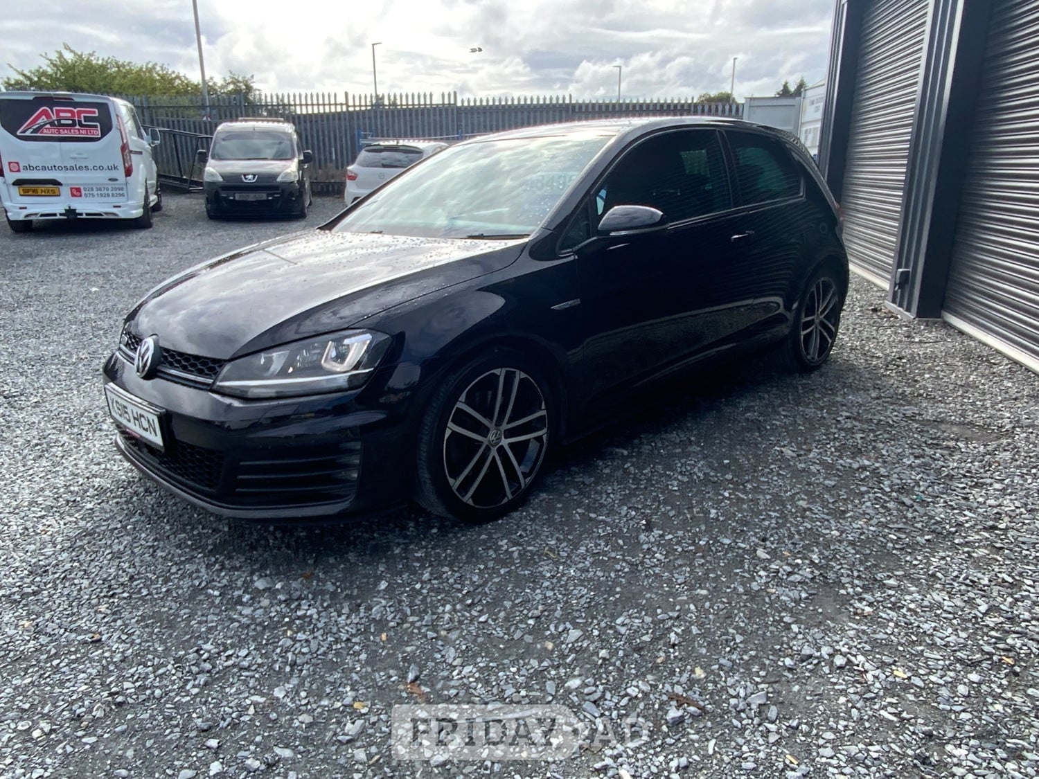 [ berth ]Volkswagen Golf