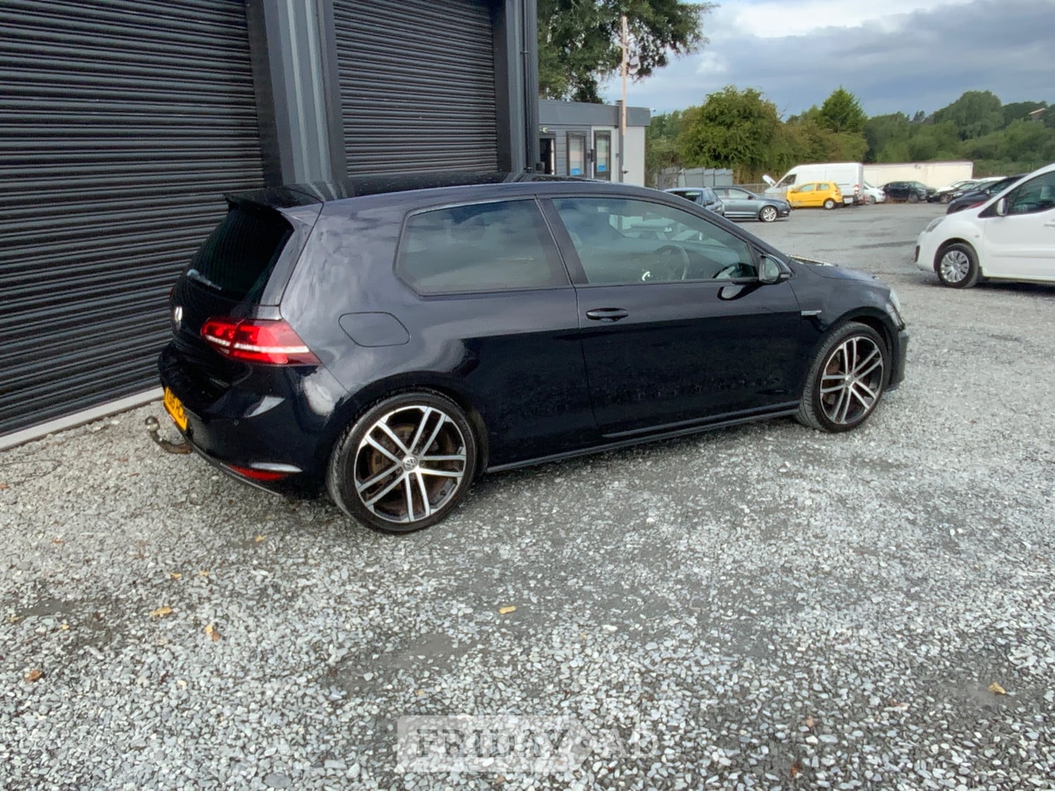 Volkswagen Golf 2015 - Cars